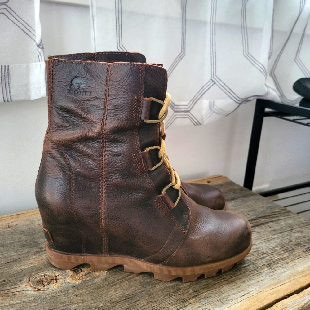 Sorel Joan of Arctic Wedge II boots